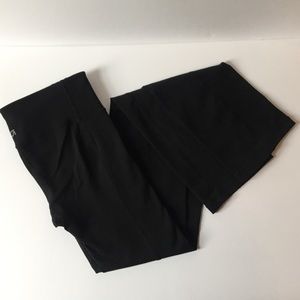 Gap black yoga pants